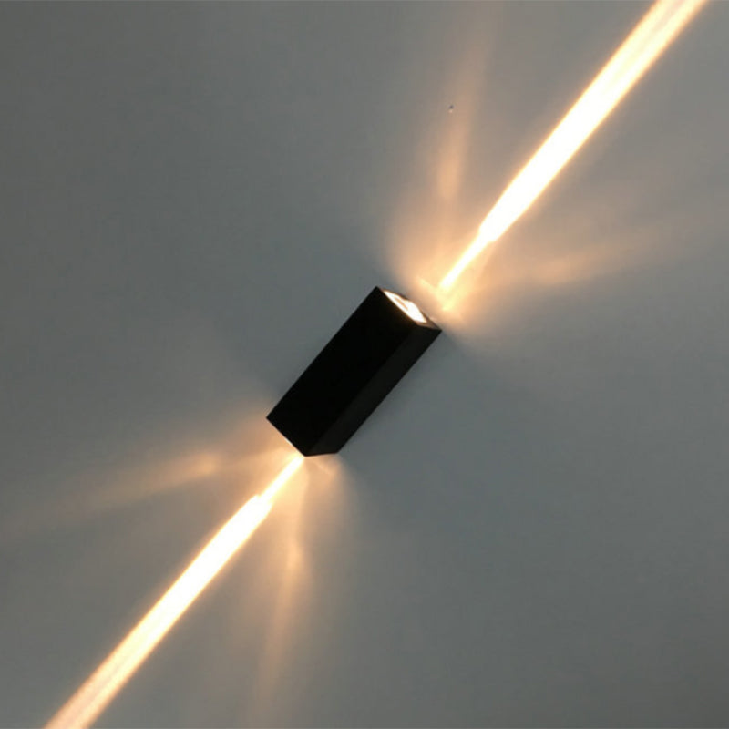 Metalen Rechthoekige Wandlamp Licht Eenvoudige Stijl 2 Lichten Zwarte Afwerking Wandlamp in Warm/Wit Licht voor Hotel