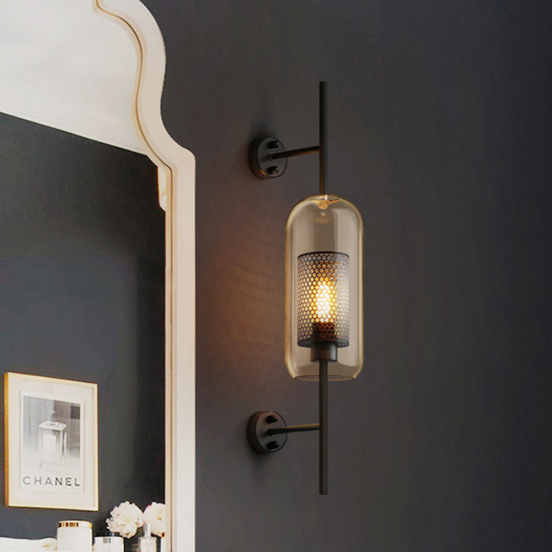 Cognac Glas Zwarte Wandlamp Oblong 1 Lamp Coloniale Muur Gemonteerde Verlichting met Binnenkolom Gaas Scherm, 5"/6" B