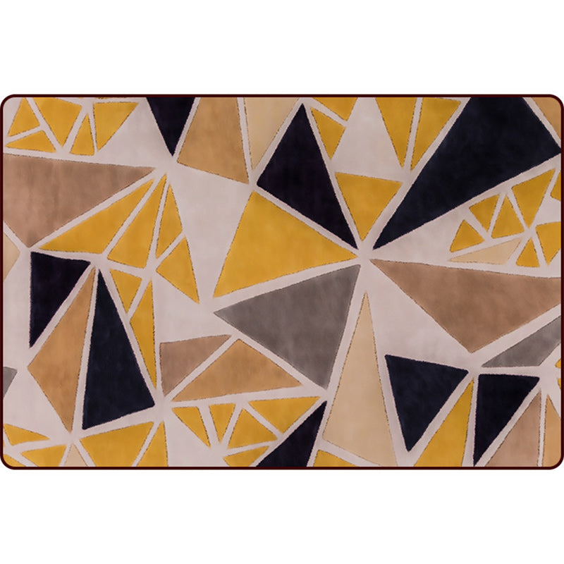 Minimalistisch modern tapijt in gele kleur doos driehoek patroon tapijt polyester huisdier-vriendelijk tapijt voor woningdecoratie