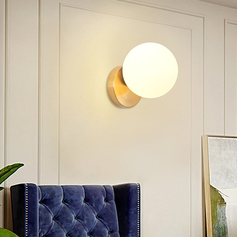 Moderne Simpliciteit Wandlamp 1 Licht Metaal Wandlamp met Glazen Bal Schaduw