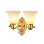 Traditionele Bell Shade Wandlamp 1/2-Licht Frosted Glas Sconcelamp met Gouden Metalen Arm