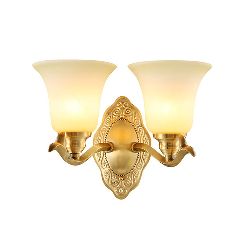 Traditionele Bell Shade Wandlamp 1/2-Licht Frosted Glas Sconcelamp met Gouden Metalen Arm