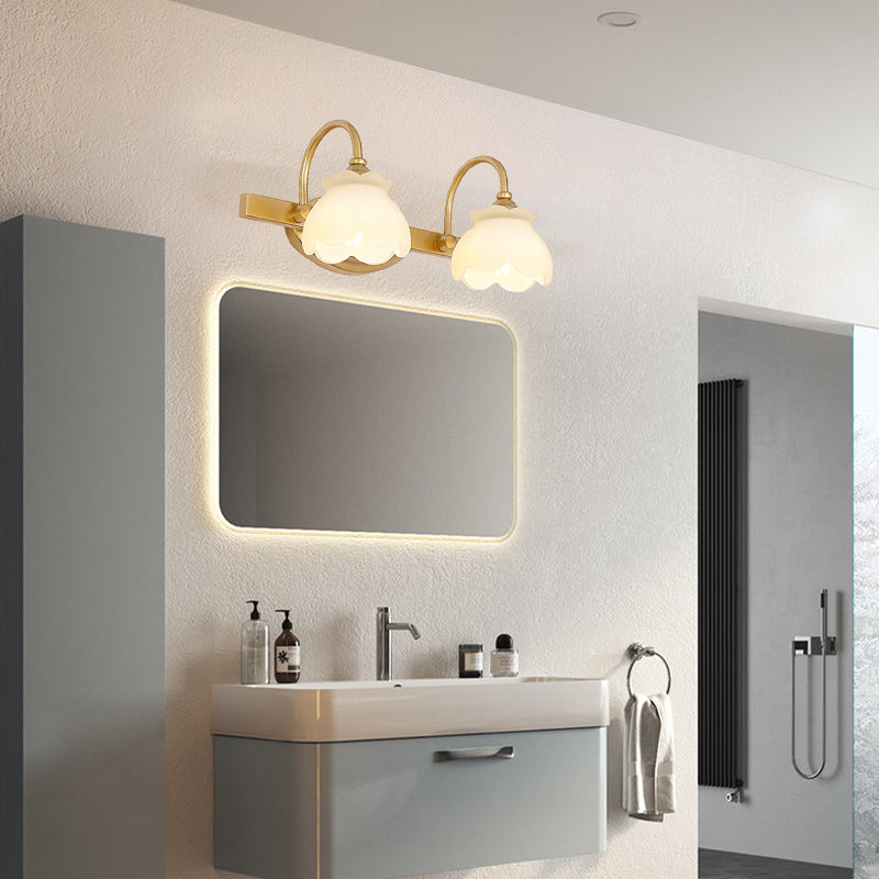 Blossom Badkamerspiegelverlichting Traditioneel Metaal LED 2/3/4 Koppen Messing Muur Lamp | Troscana