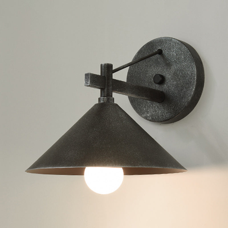 Metaal Kegel Wandverlichting Vintage 1 Licht Buiten Wandlamp Verlichting Armatuur in Zwart/Antiek Messing/Verouderd Zilver
