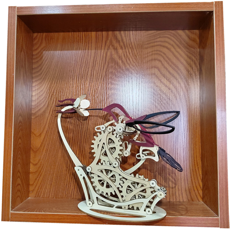 Houten Kinetische Kolibrie Sculptuur