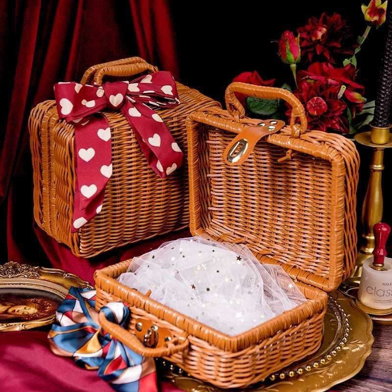 Stijlvolle Rat Box Met Praktische Handvatten