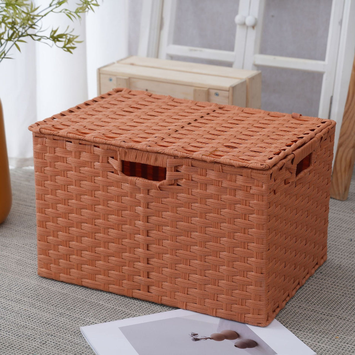 Opbergdoos van stevig gevlochten materiaal