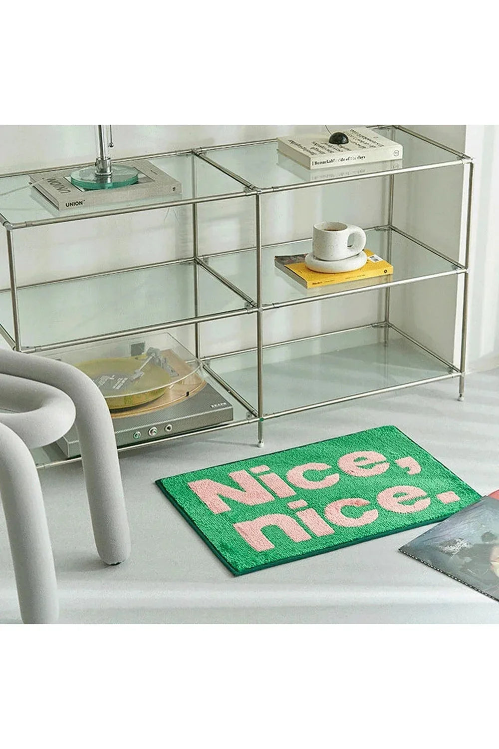 minimalistische area rug