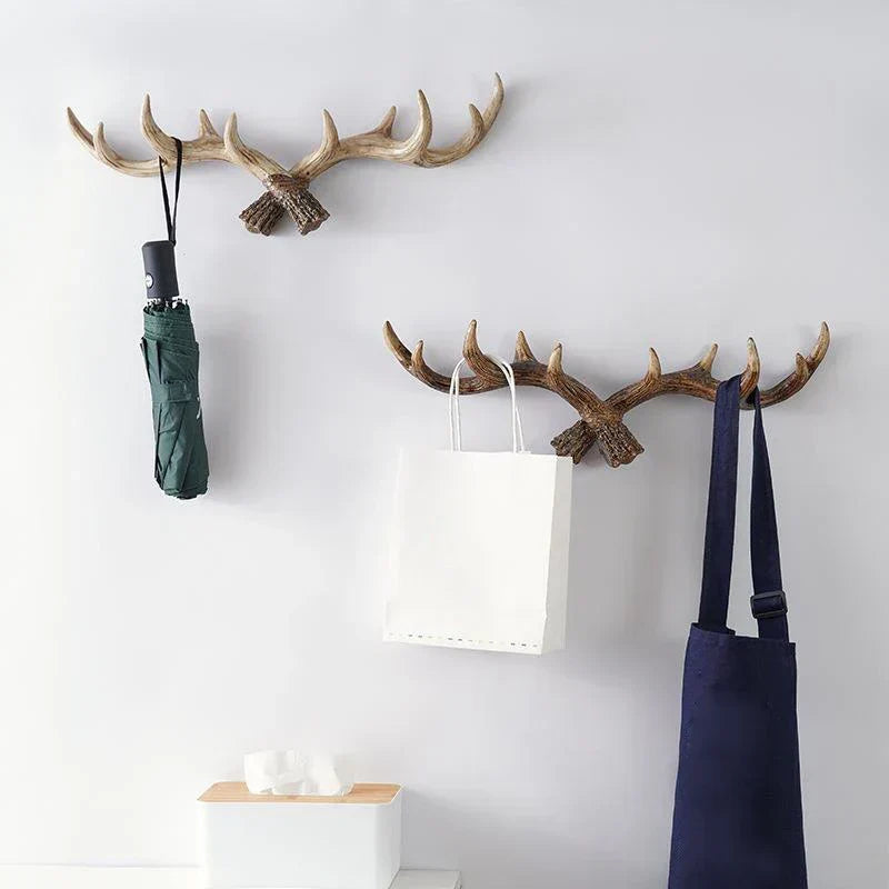Noordse Vintage Hertenbock Decoratieve Haakjes Wanddecoratie Kleding en Hoeden Haken Hoge Kwaliteit Woondecoratie Hertenbock Hars Standbeeld Ambacht