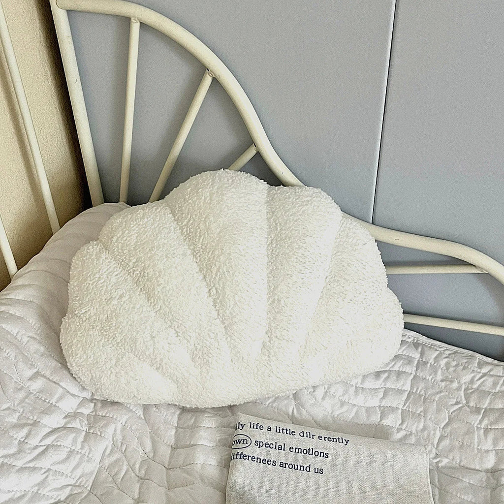 Pastel Shell Kussen – Fluffy Bouclé Pluche Kussen | Troscana