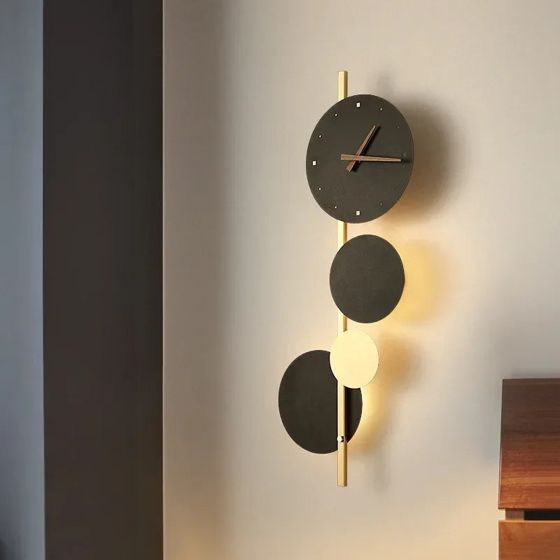 Moderne LED Klok Wandlamp - Stijlvolle Wandgemonteerde Verlichting voor Slaapkamer, Woonkamer en Huishouddecoratie