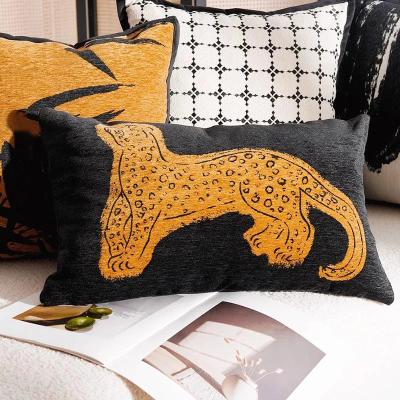 Luxe Geborduurde Decoratieve Kussen met Paardprint voor Bank en Woonkamer