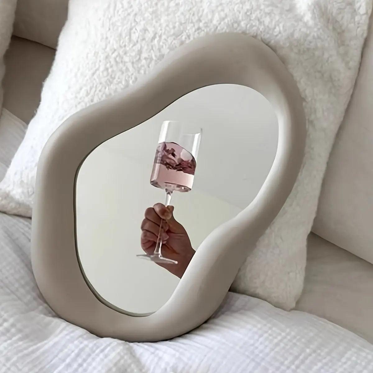 Troscana | Mirrorly - Vervormde Spiegel